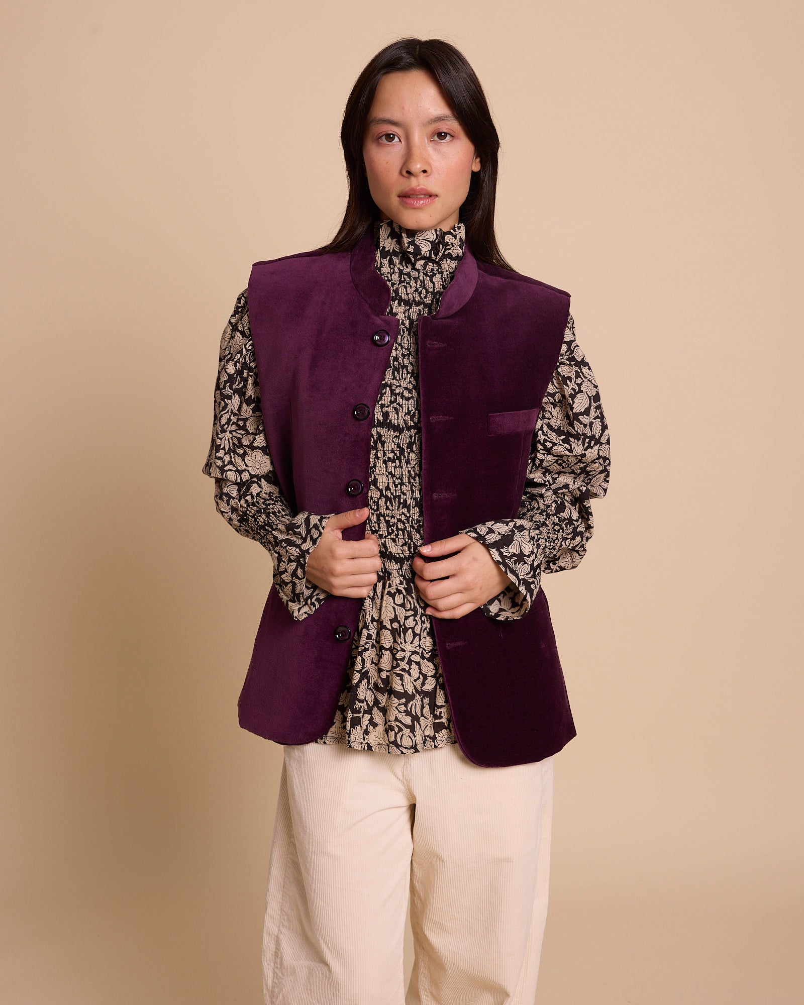 Antónia Vest